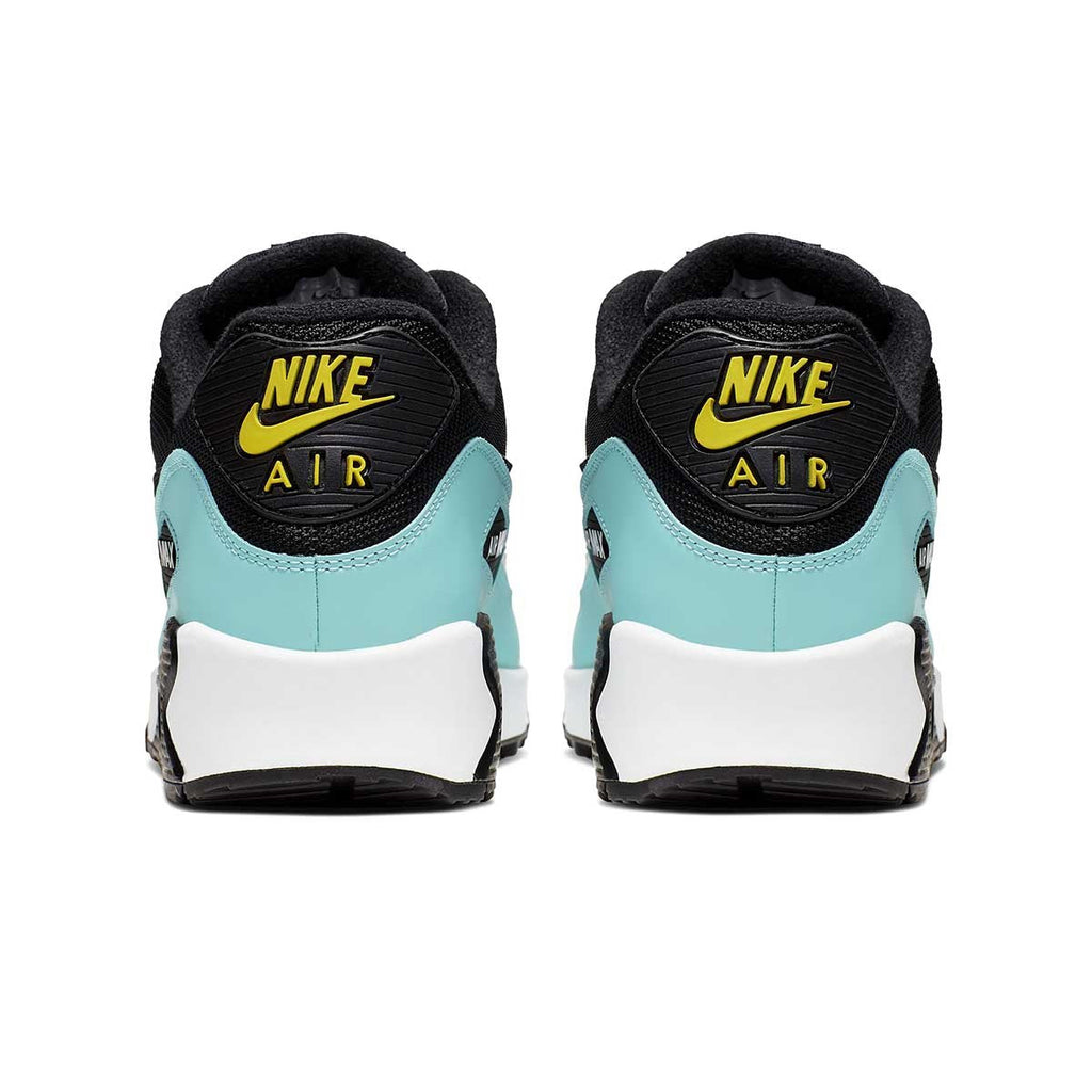 Men's Nike Air Max '90 Essential Shoe