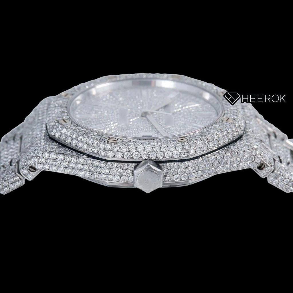 AP Royal Oak Fully Iced White Dial Baguette Diamond Markers Diamond Bezel Moissanite Diamond Watch