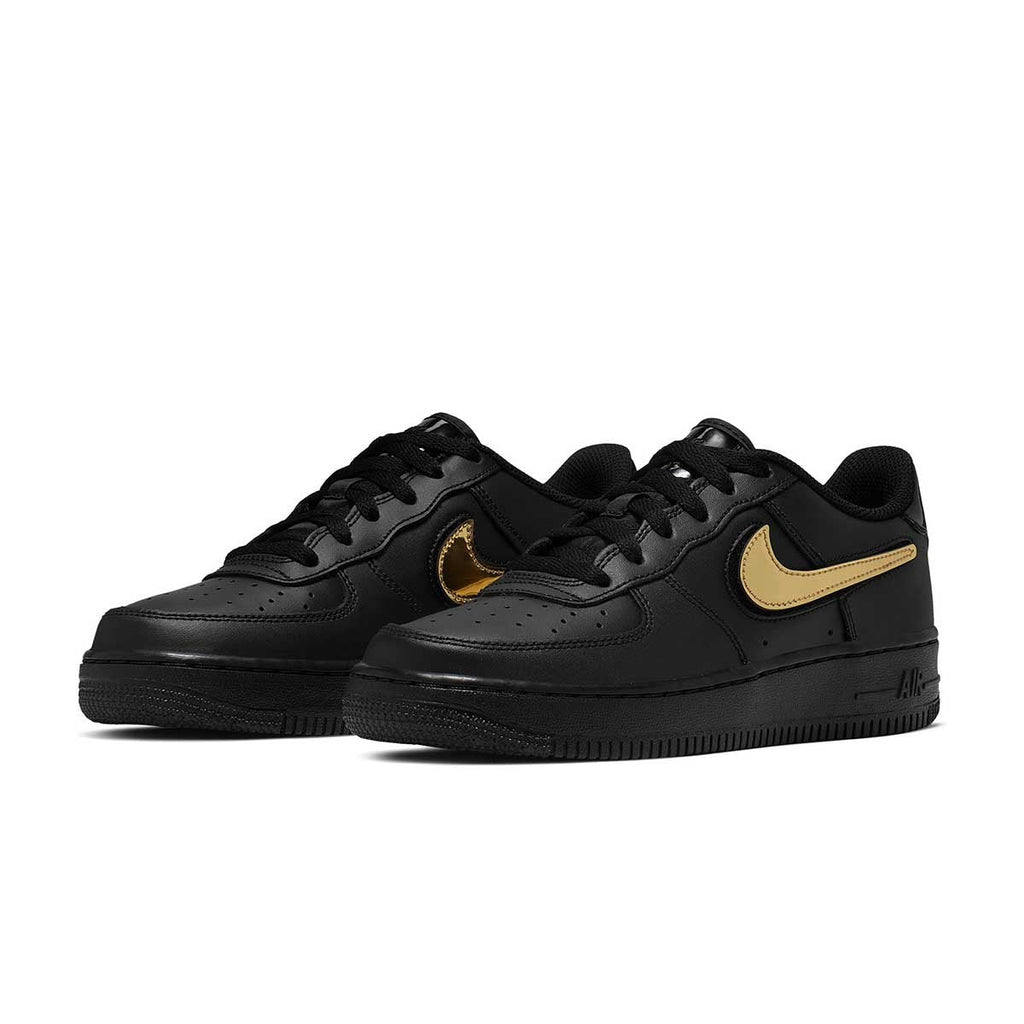 Nike Air Force 1 LV8 3