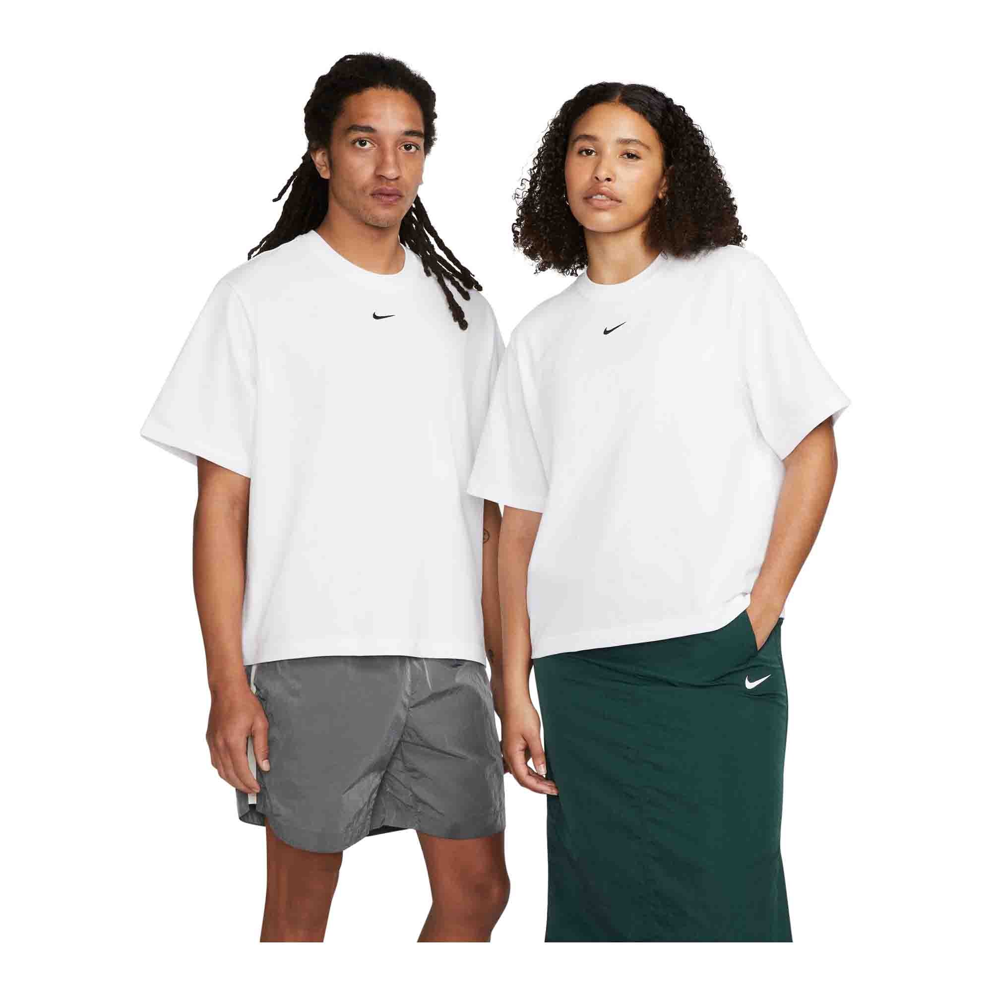 Nike Sportswear Essentials Women's Boxy T-Shirt