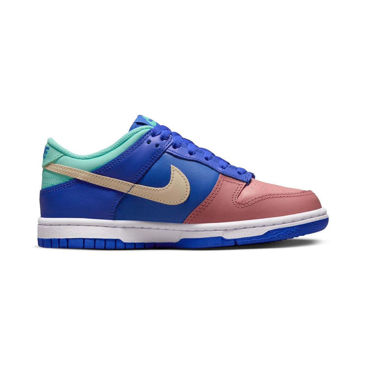 Nike Dunk Low SE Big Kids' Shoes