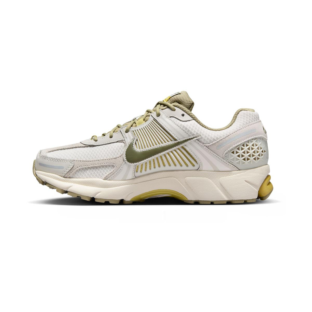 Nike Zoom Vomero 5 Men's Shoes