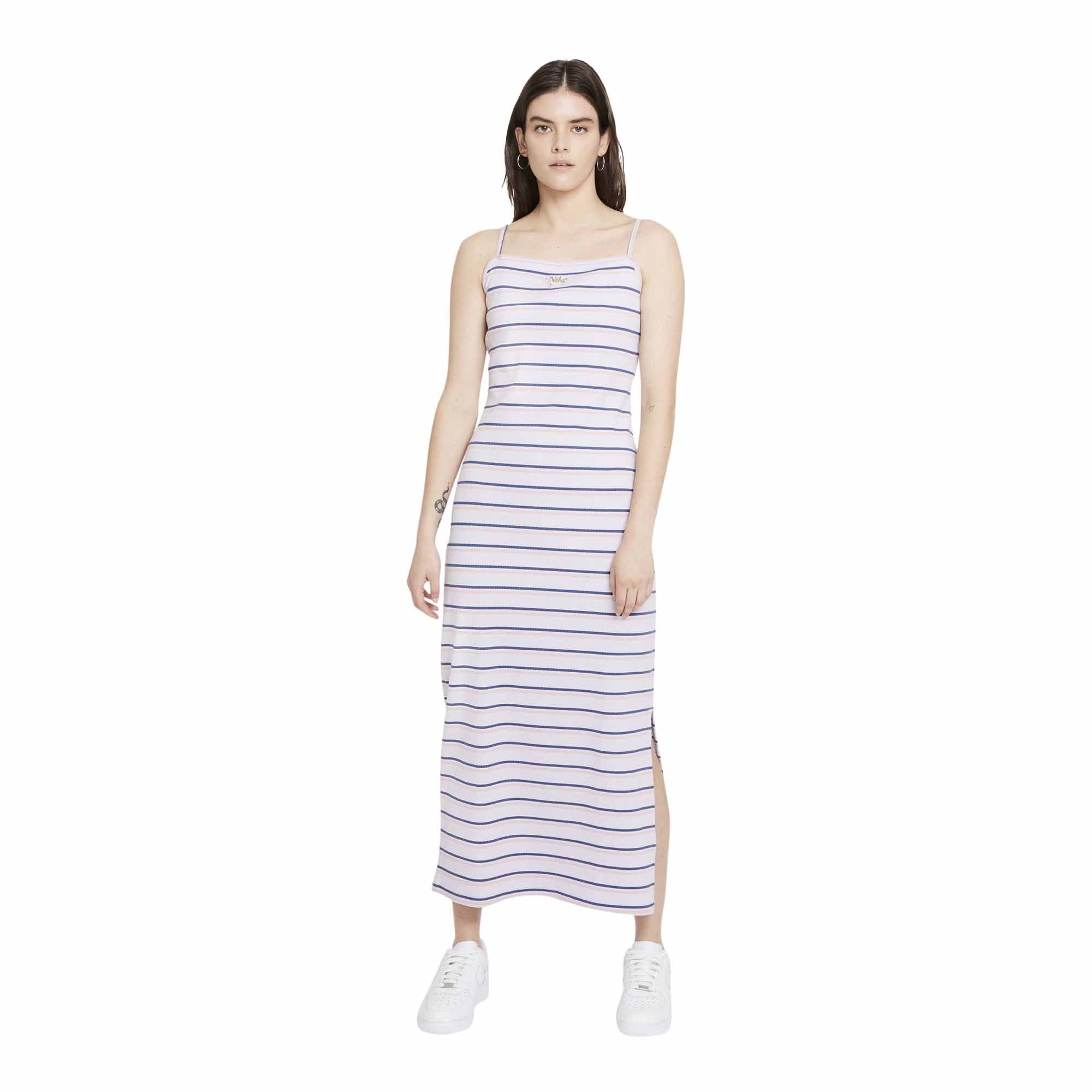 Nike Sportswear Femme Women's Dress