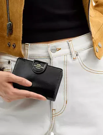 Coach Medium Corner Zip Wallet