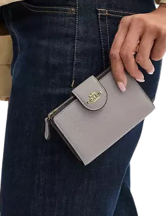 Coach Medium Corner Zip Wallet