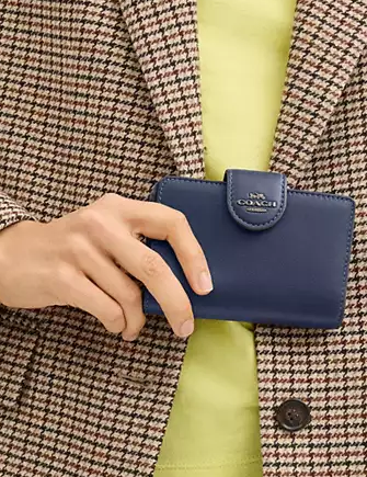 Coach Medium Corner Zip Wallet