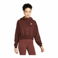 Nike Sportswear Essentials