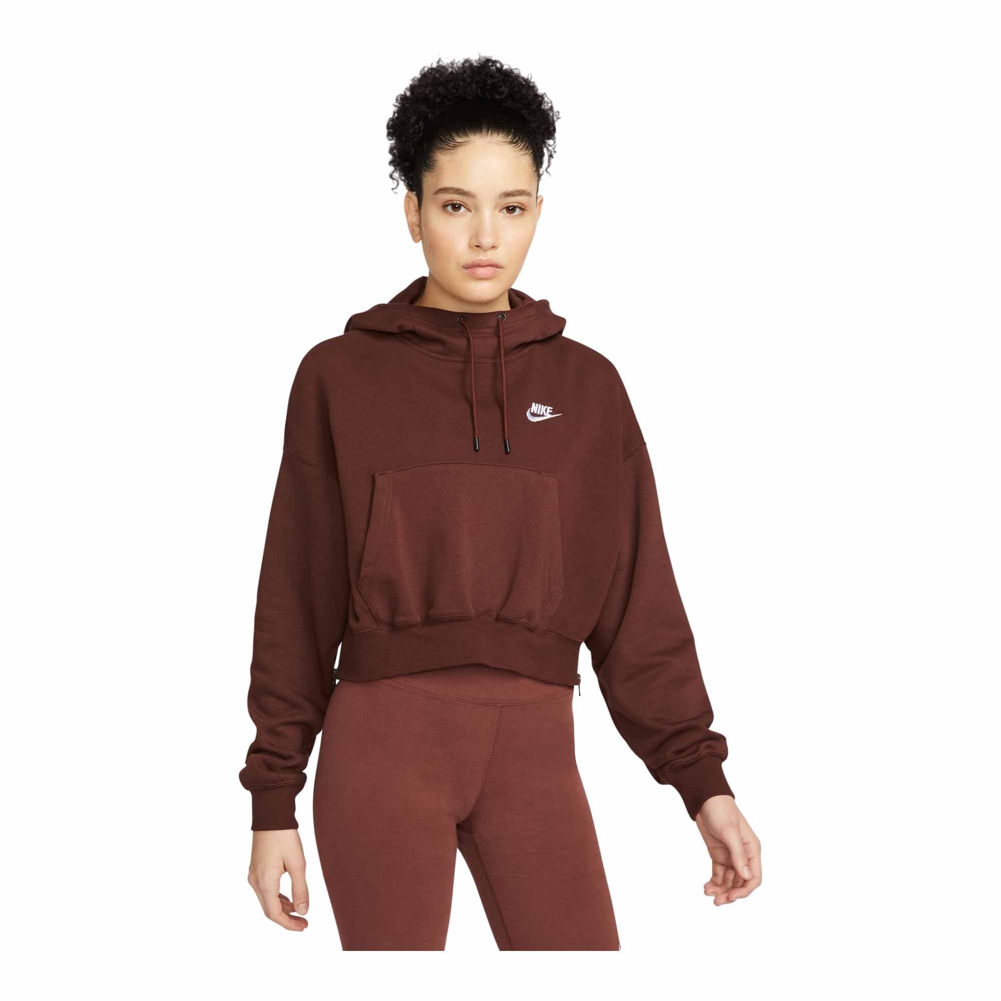 Nike Sportswear Essentials