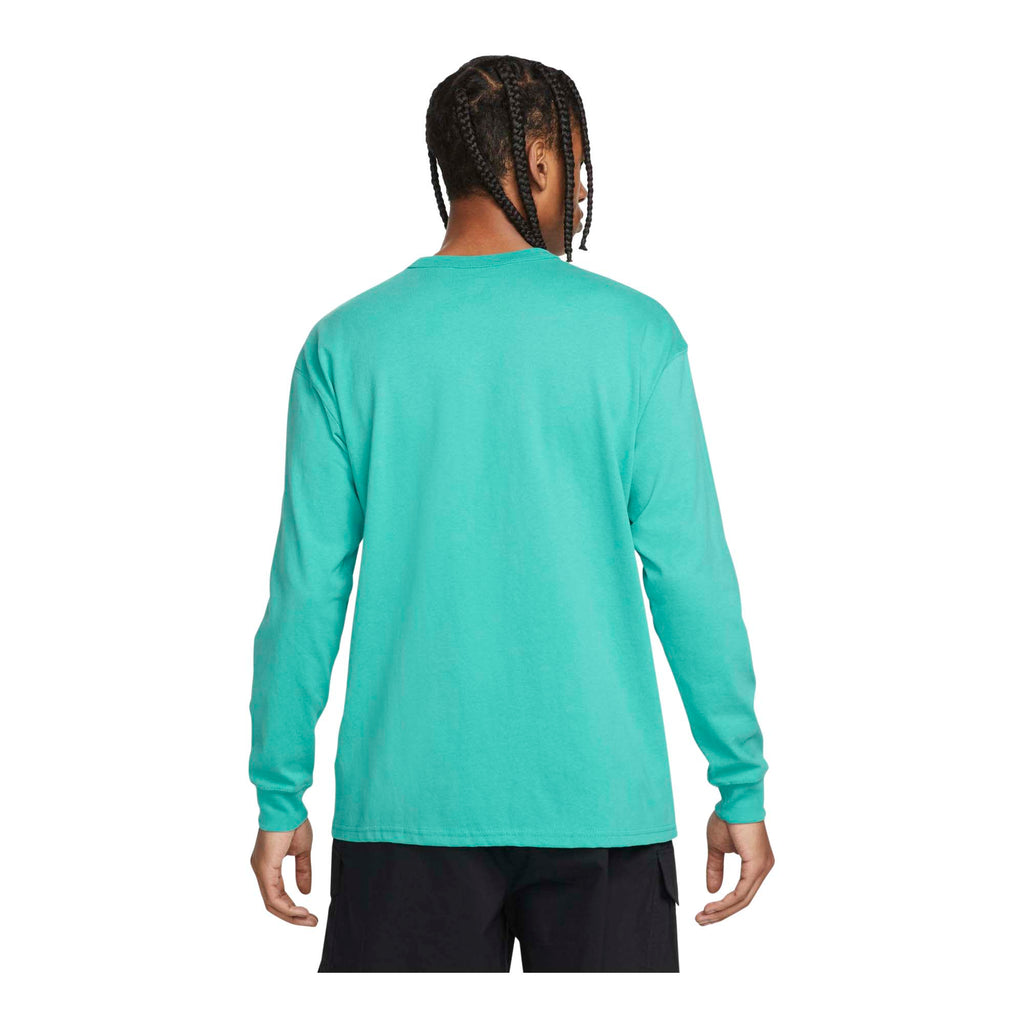 Nike Sportswear Premium Essentials Men's Long-Sleeve T-Shirt