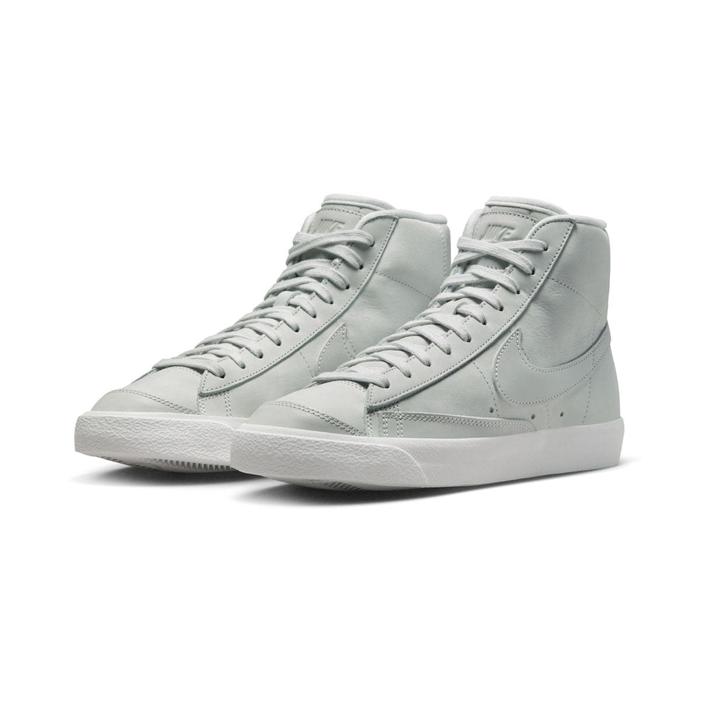 Nike Blazer Mid Premium Women's Shoes